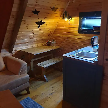 Bungalow With Shared Garden Near Beach Apartment