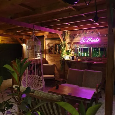 Apartment Bungalow With Shared Garden Near Beach Bursa